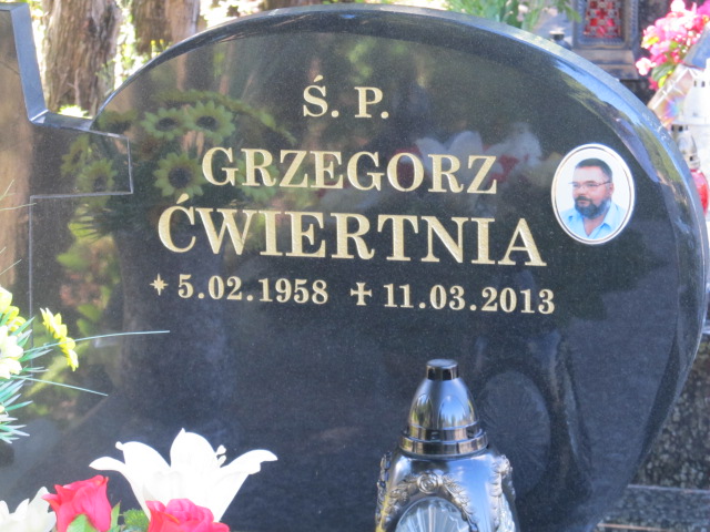 Grzegorz Ćwiertnia 1958 Bielsko-Biała Mikuszowice - Grobonet - Wyszukiwarka osób pochowanych